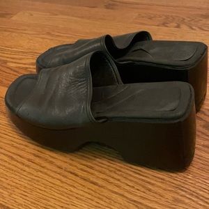 black platform sandals